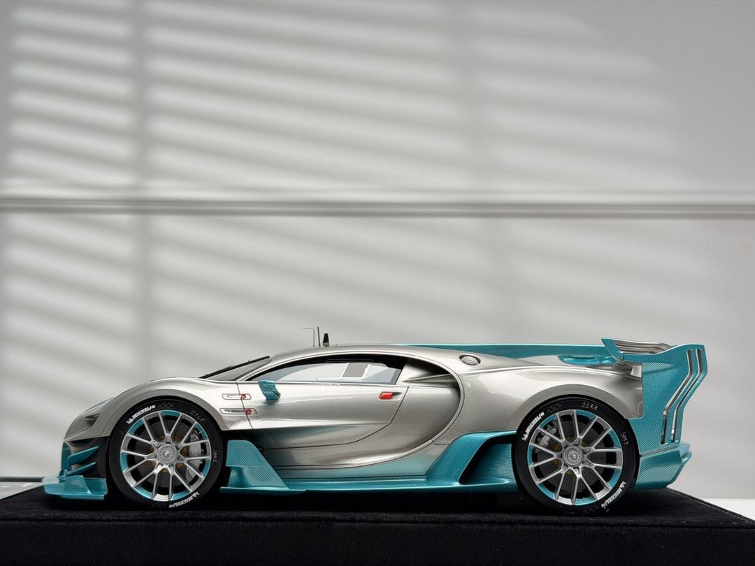 Bugatti Vision GT (Silver/ Blue Carbon) [Henson&Heaven] 1/18 scale