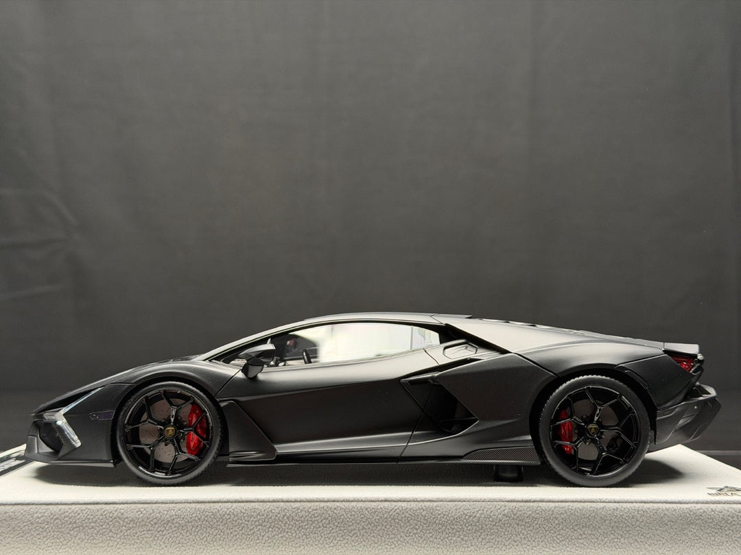 Lamborghini Revuelto (Matte Black) [BBA Model] 1/18 scale