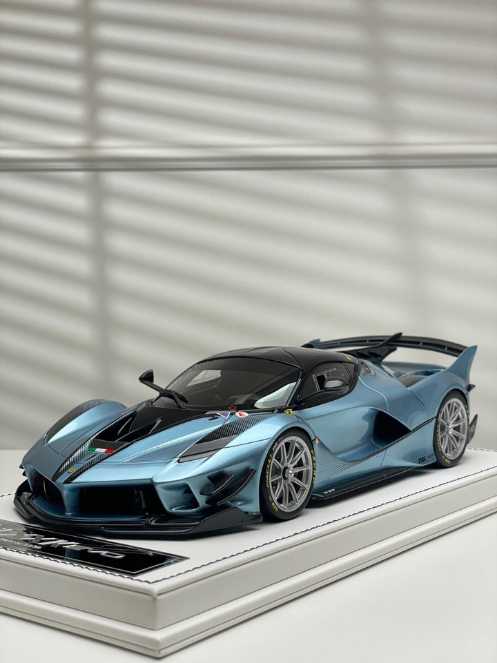 Ferrari FXXK EVO (Light Metallic Blue) [PRORAZE] 1/18 scale