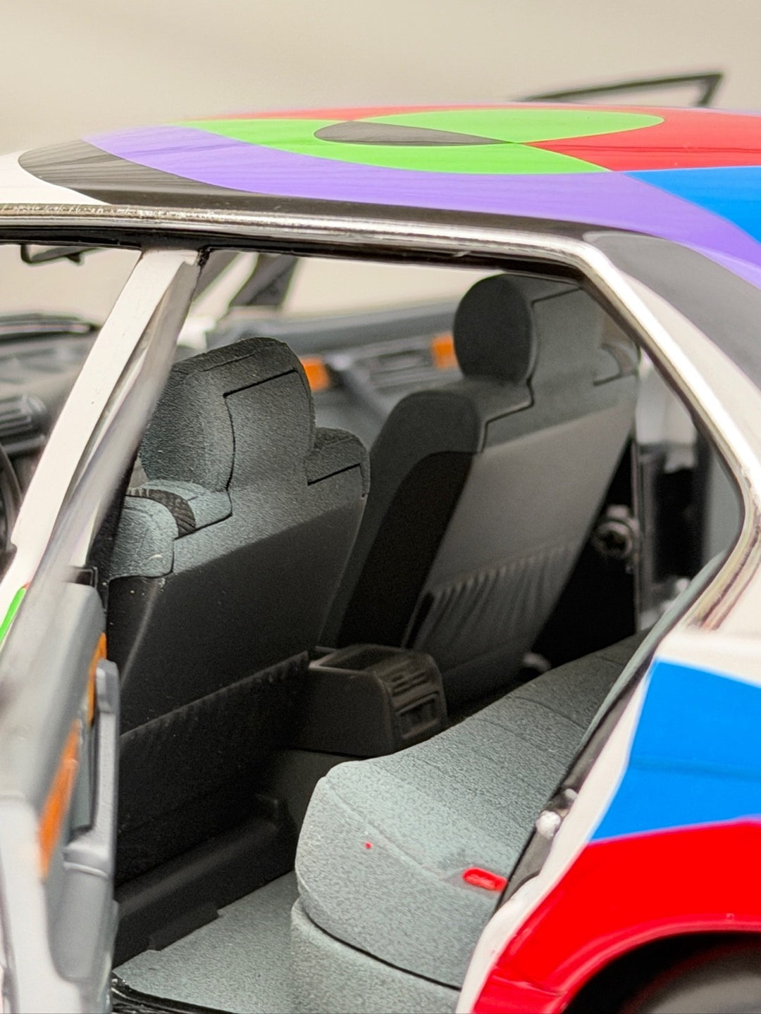 BMW 730i (Cesar Manrique - Art Car) [MINICHAMPS] 1/18 scale