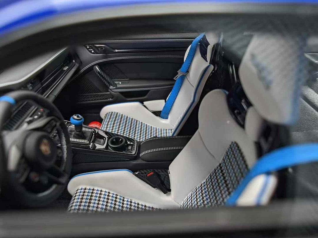Porsche 911 GT3 RS (Blue /Carbon/ White) [Davis & Giovanni] 1/18 scale