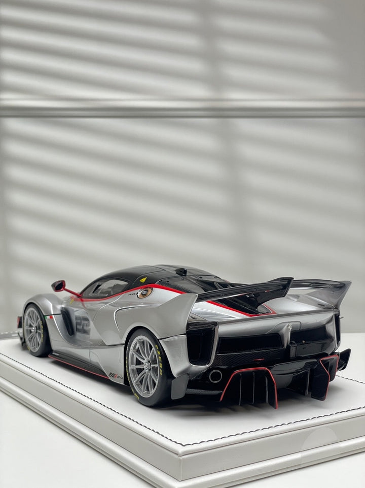 Ferrari FXXK EVO (Metallic Silver) [PRORAZE] 1/18 scale
