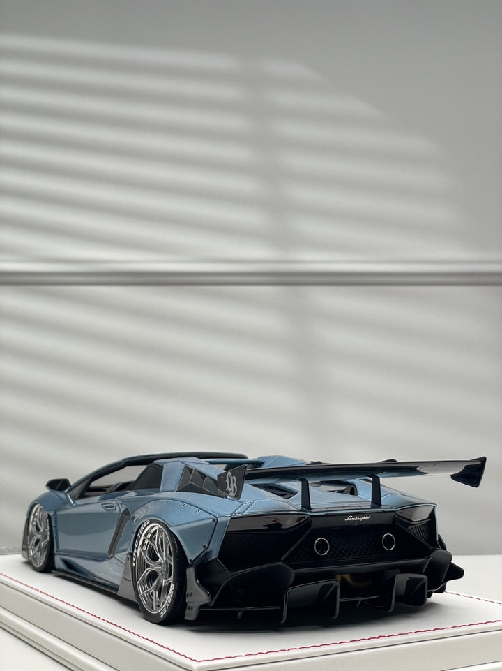 Lamborghini Aventador 2.0 Roadster LBWK (Ice Blue) [Davis & Giovanni] 1/18 scale