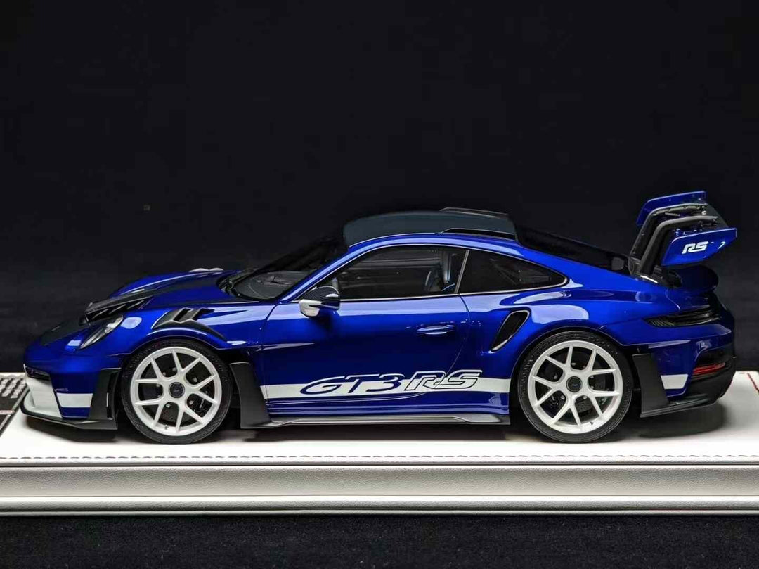 Porsche 911 GT3 RS (Blue /Carbon/ White) [Davis & Giovanni] 1/18 scale