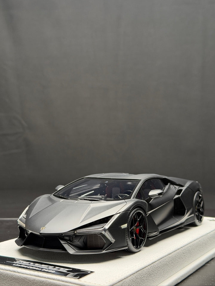 Lamborghini Revuelto (Matte Black) [BBA Model] 1/18 scale