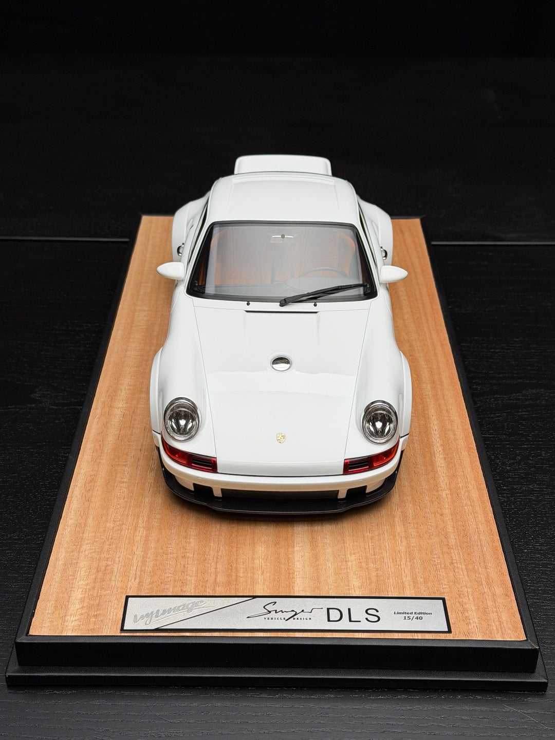 Porsche 911 Singer DLS (White) [IVY Model] 1:12 scale