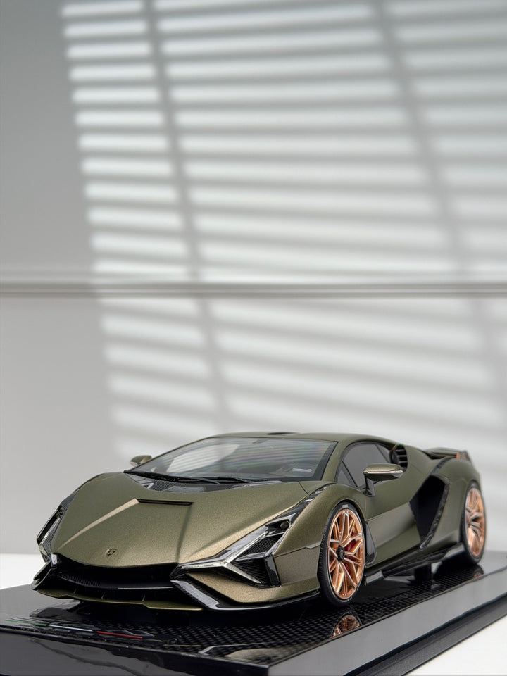 Lamborghini Sian FKP 37 (Verde Gea) [MR Collection] 1/18 scale