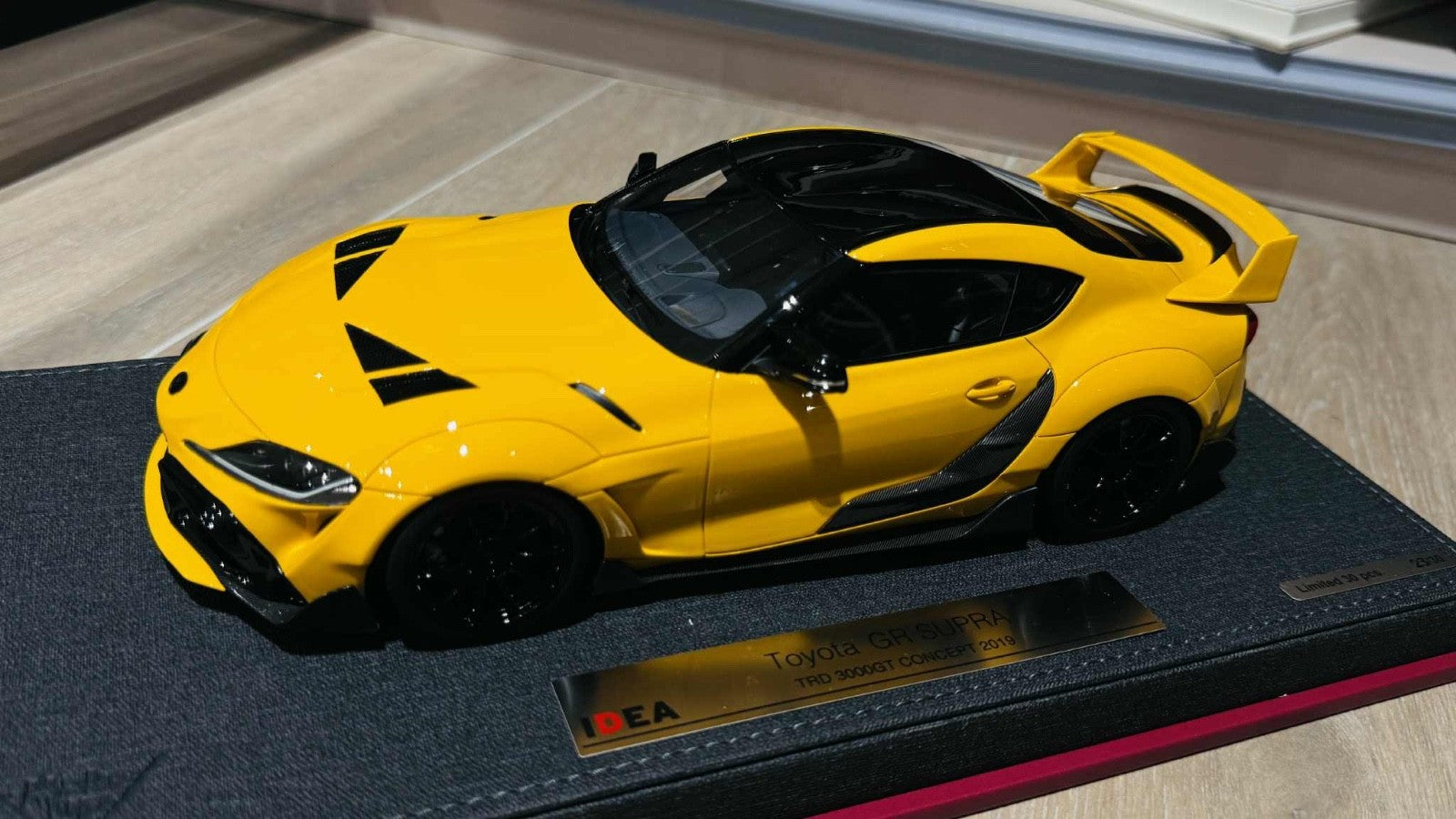 Toyota GR Supra (Yellow) [Make Up Model] 1:18 scale – Collectors