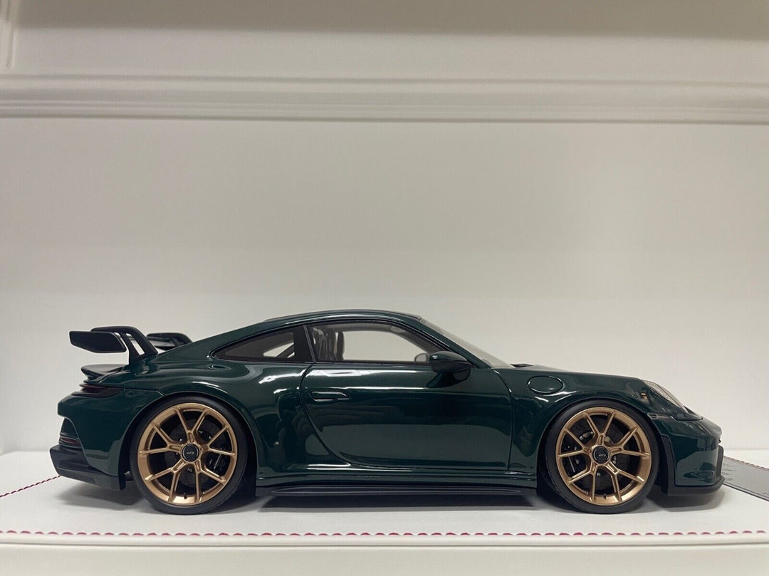 Porsche 911 GT3 (Dark Green) [Davis & Giovanni] 1/18 scale