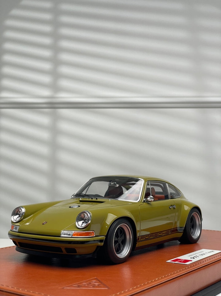 Porsche 911 Coupe Singer (Olive Drab) [Make up Eidolon] 1/18 scale