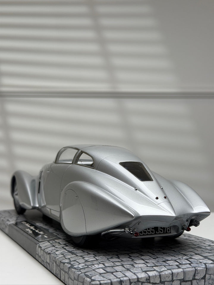 1938 HISPANO SUIZA H6C XENIA DUBONNET 2-DOOR (Silver) [MINICHAMPS] 1/18 scale