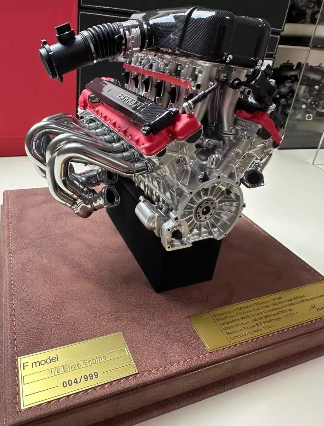 Ferrari Enzo Engine (F Model) 1:6 scale