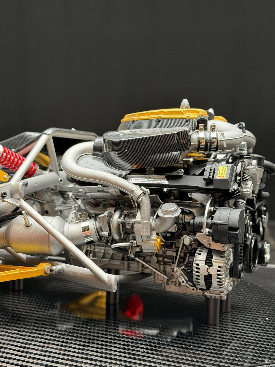 Pagani Huayra Engine [FrontiArt] 1/6 scale