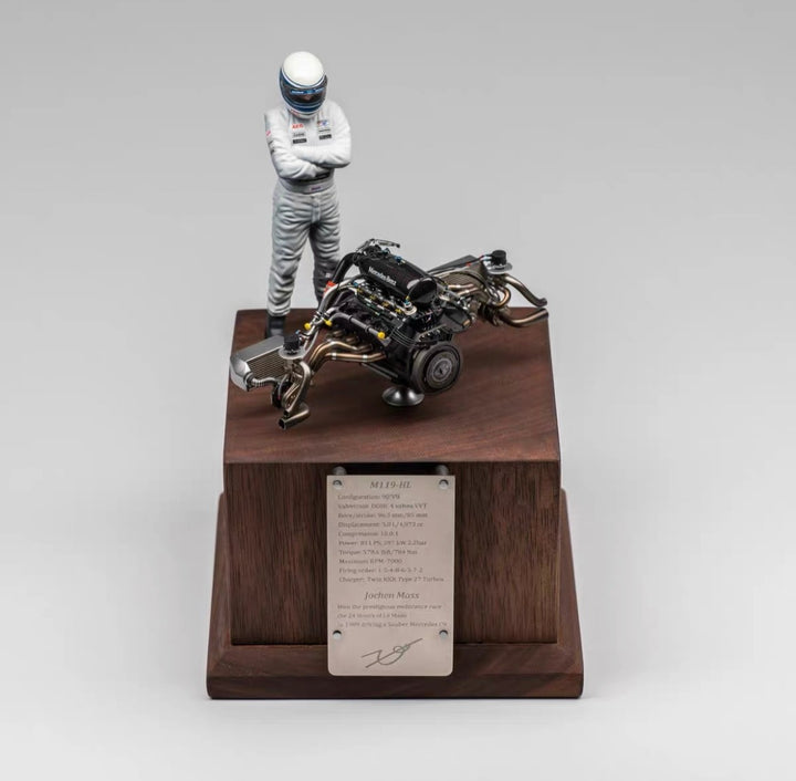 Sauber C9 1989 #63 Champion Mercedes M119hl Engine Diorama [1:24 scale]