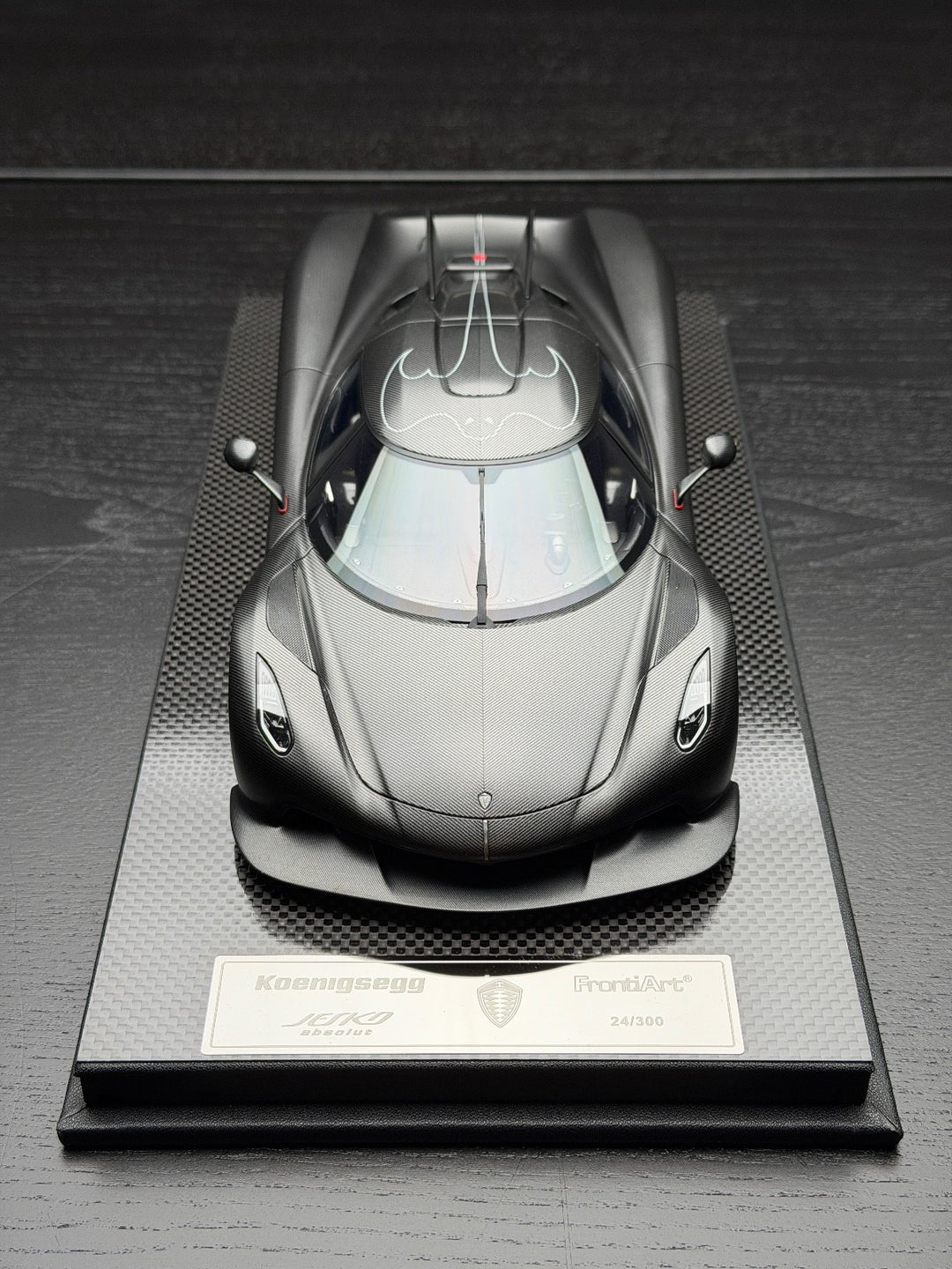 Koenigsegg Jesko Absolut (Full Carbon Fiber) [FrontiArt] 1:18 scale