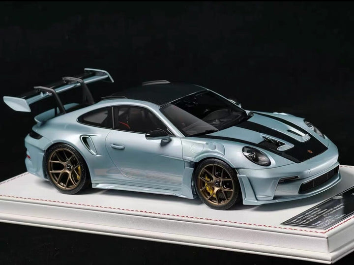 Porsche 911 GT3RS (Metallic Light Blue) [Davis & Giovanni] 1:18 scale