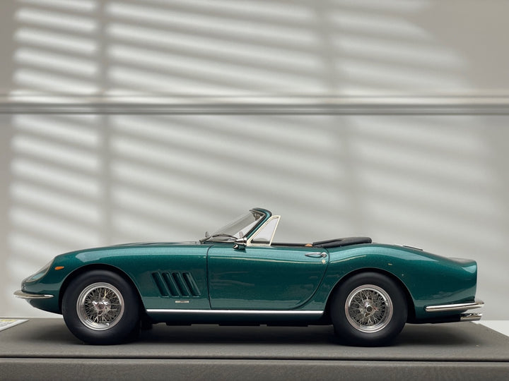 Ferrari 275 GTS/4 Spider N.A.R.T. Conversion (Metallic Green) [BBR] 1:18 scale
