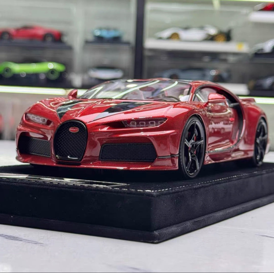 Bugatti Chiron Super Sport (Red Carbon) [Henson&Heaven] 1/18 scale