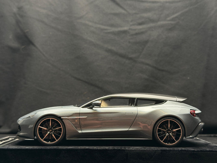 Aston Martin Vanquish Zagato (Ice Blue) [Henson&Heaven] 1/18 scale