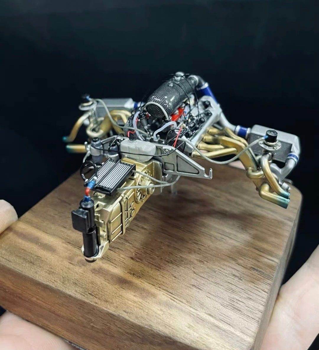 Mercedes-Benz Sauber C9 V8 Engine - 1:24 scale