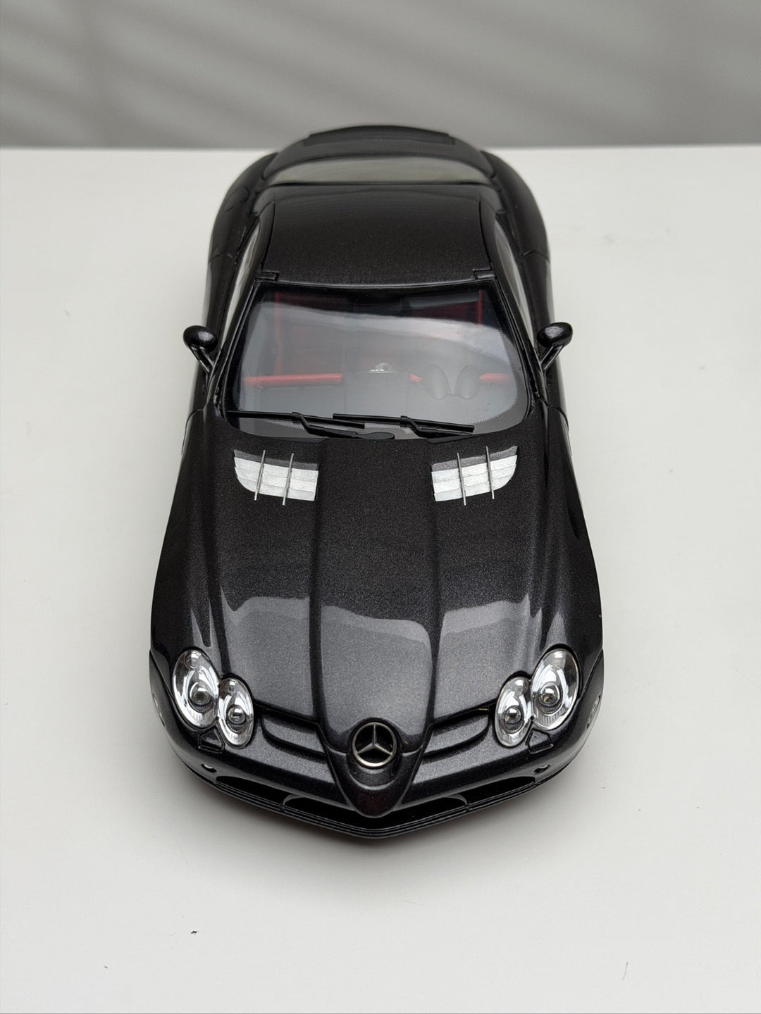 Mercedes-Benz SLR McLaren (Dark Gray) [CMC] 1:18 scale