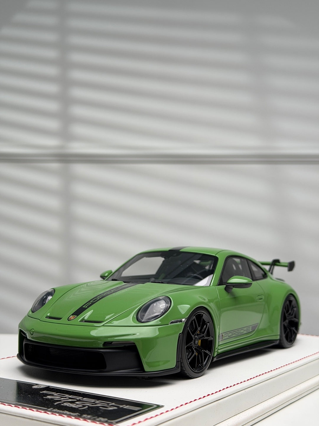 Porsche 911 GT3 (Pale Green, Black Stripes) [Davis & Giovanni] 1/18 scale