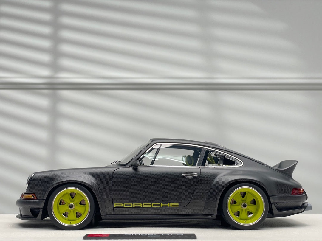 Porsche 911 Singer DLS (Matte Carbon Fiber/ Green) [Make up Eidolon] 1/18 scale