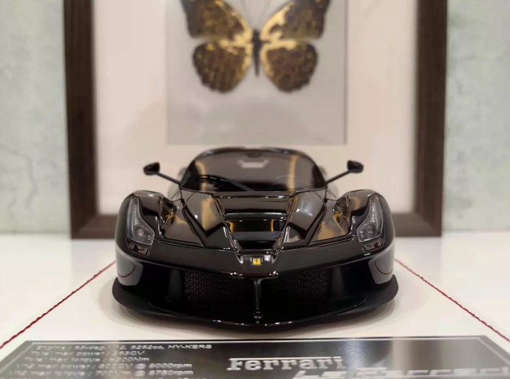Ferrari LaFerrari (Gloss Black) [Davis & Giovanni] 1:18 scale