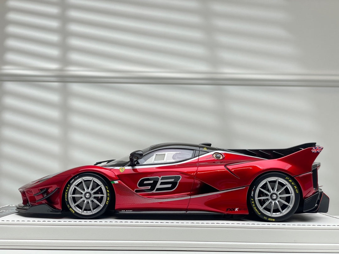 Ferrari FXXK EVO (Metallic Candy Red) [PRORAZE] 1/18 scale