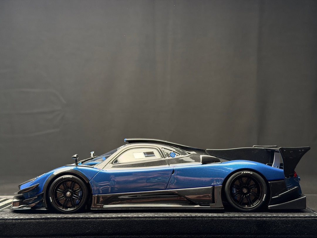 Pagani Zonda Revolution (Blue/ Carbon) [Henson&Heaven] 1/18 scale