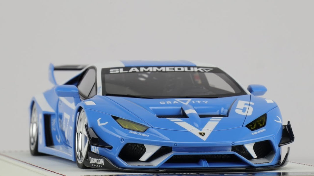 Lamborghini Huracan LBWK (Blue GRAVITY) [Davis & Giovanni] 1/18 scale