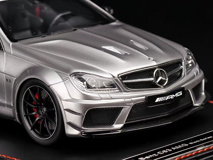 Mercedes-Benz AMG C63 Black Series (Silver) [Vehicle Art] 1/18 scale