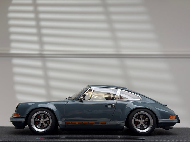 Porsche 911 Singer Coupe (Dark Gray) [Make Up IDEA] 1/18 scale