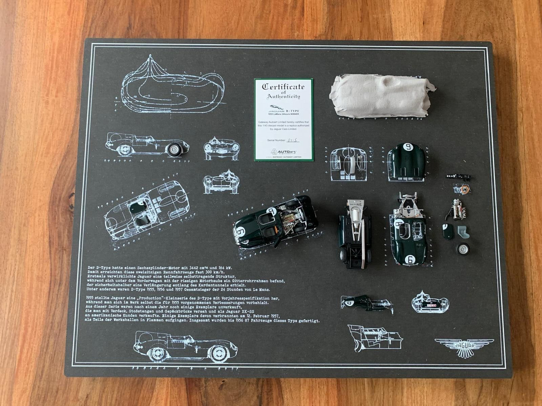 Jaguar D-Type 1955 LeMans 24h Winner - Concept Artbox Diorama (1/43 scale)