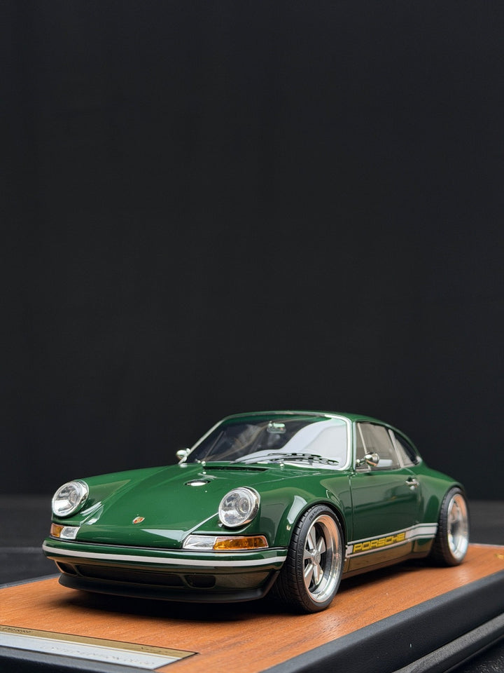 Porsche 911 Singer (Dark Green) [Timothy & Pierre] 1/18 scale