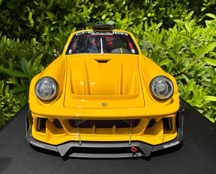 Porsche 911 "CHEVALIER" D995 (Gloss Yellow) [DreamWalkers] 1/18 scale