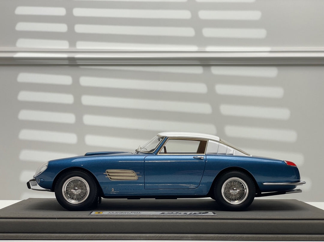 Ferrari 4.9 Superfast (Blue/ White) [BBR] 1:18 scale