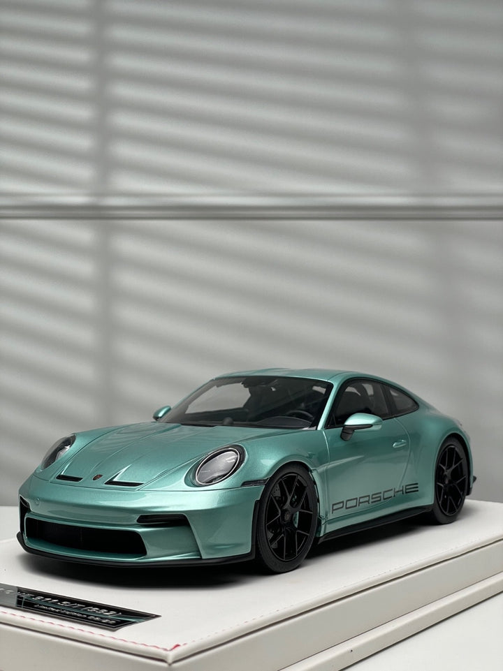 Porsche 911 S/T (Ice Blue/ Black Rims) [Ivy Merit Model] 1/18 scale