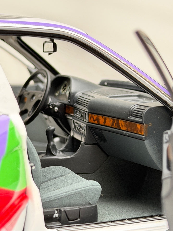 BMW 730i (Cesar Manrique - Art Car) [MINICHAMPS] 1/18 scale