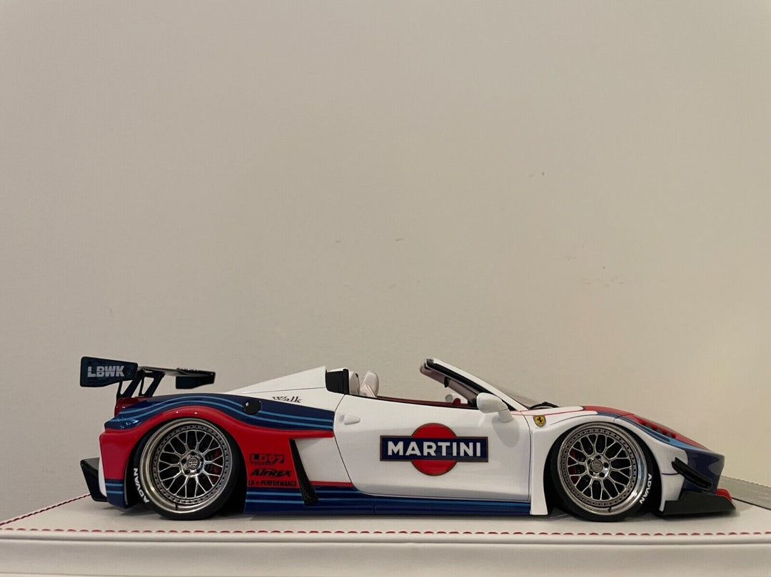 Ferrari 458 Spider LBWK (Martini) [Davis & Giovanni] 1/18 scale