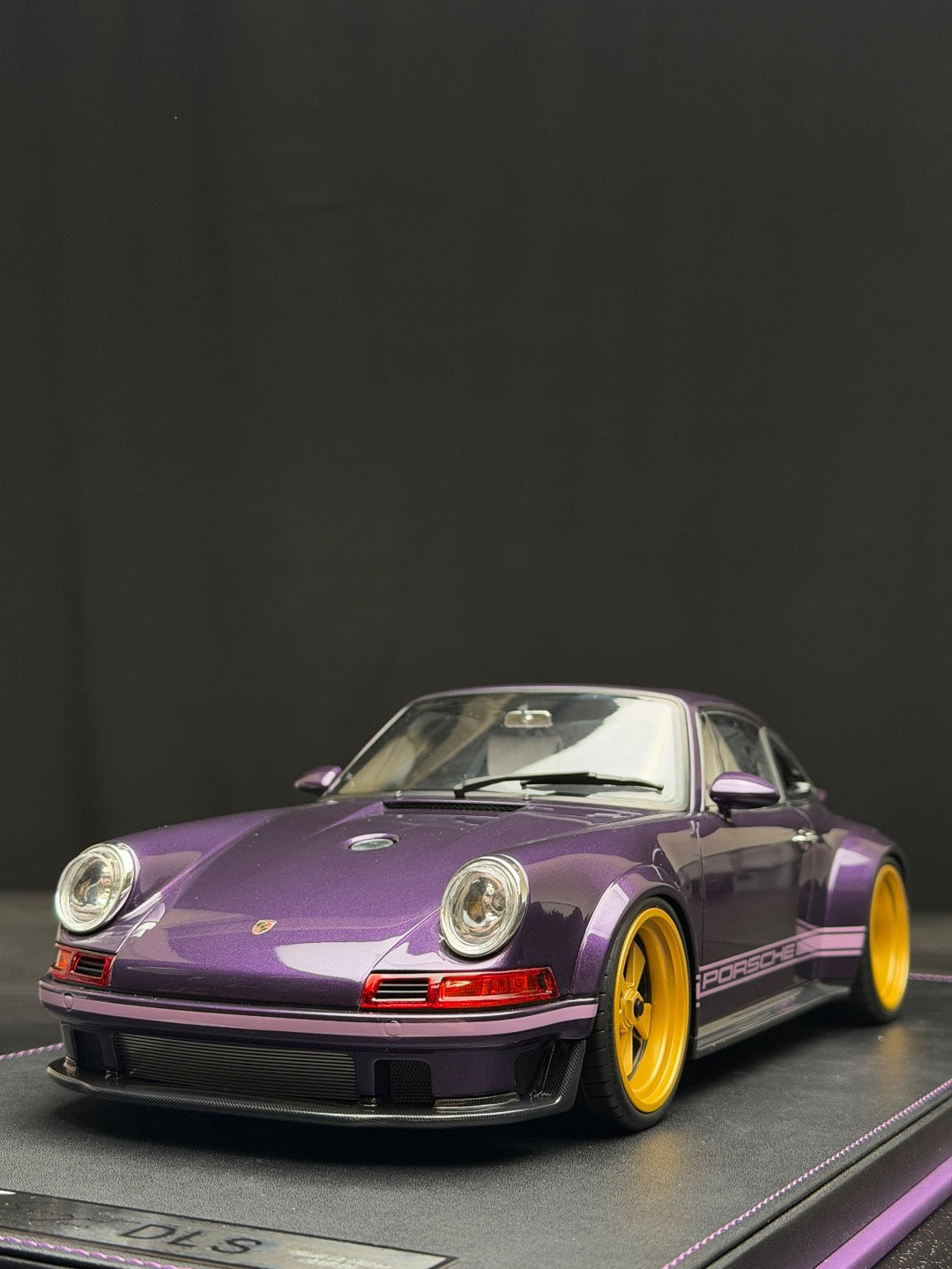 Porsche 911 Singer DLS (Purple) [IVY Model] 1:12 scale