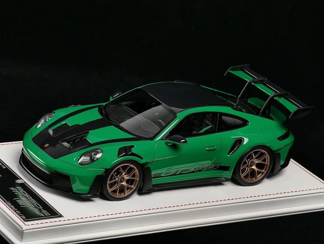 Porsche 911 GT3RS (Viper Green) [Davis & Giovanni] 1:18 scale