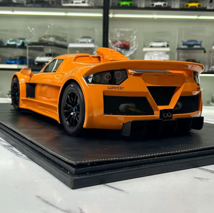 Gumpert Apollo (Orange) [Custom] 1/8 scale