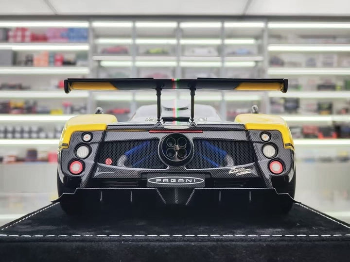 Pagani Zonda Cinque (Yellow/ Carbon) [Henson & Heaven] 1/18 scale