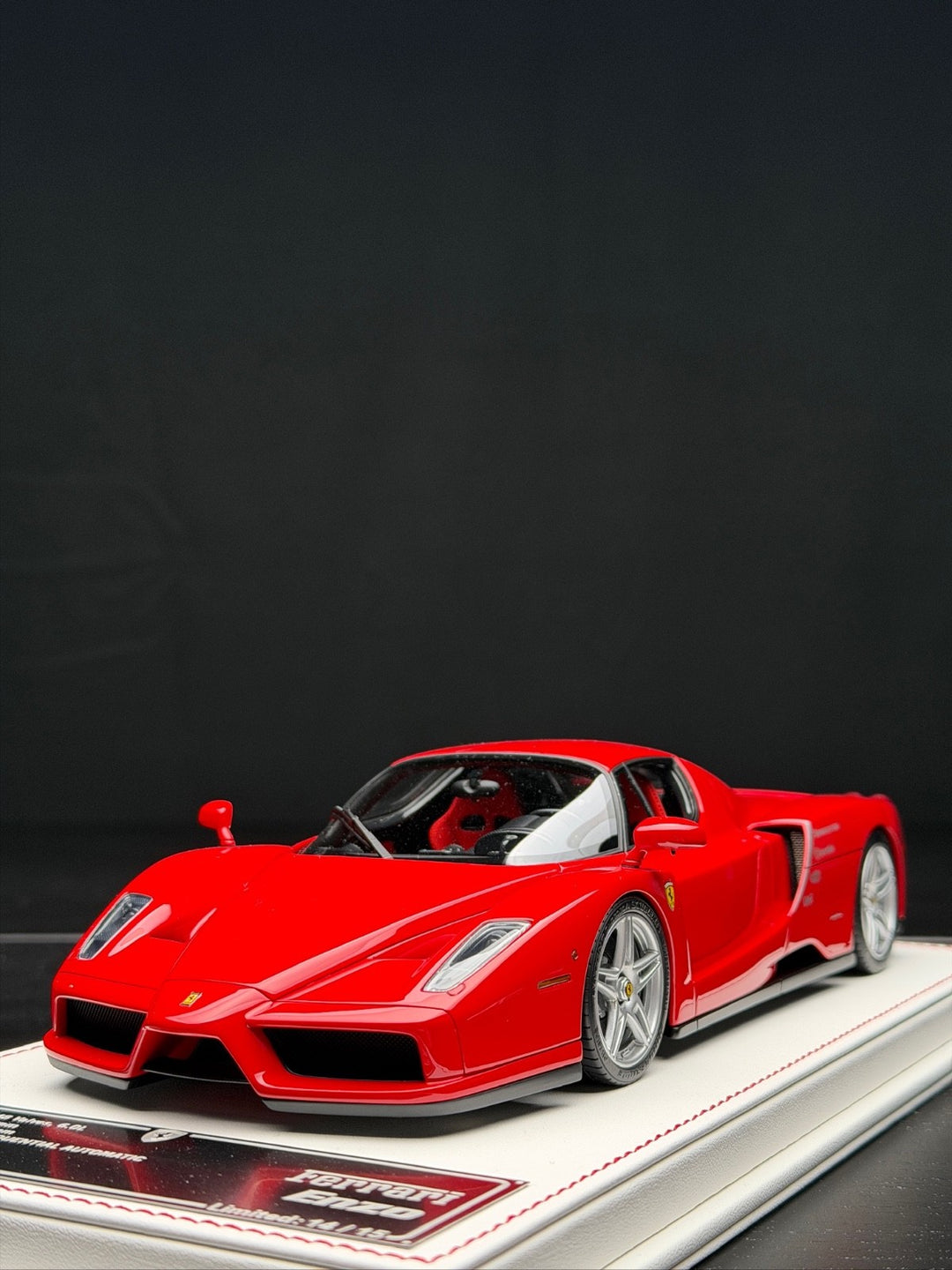 Ferrari Enzo (Rosso Corsa) [Davis & Giovanni] 1:18 scale