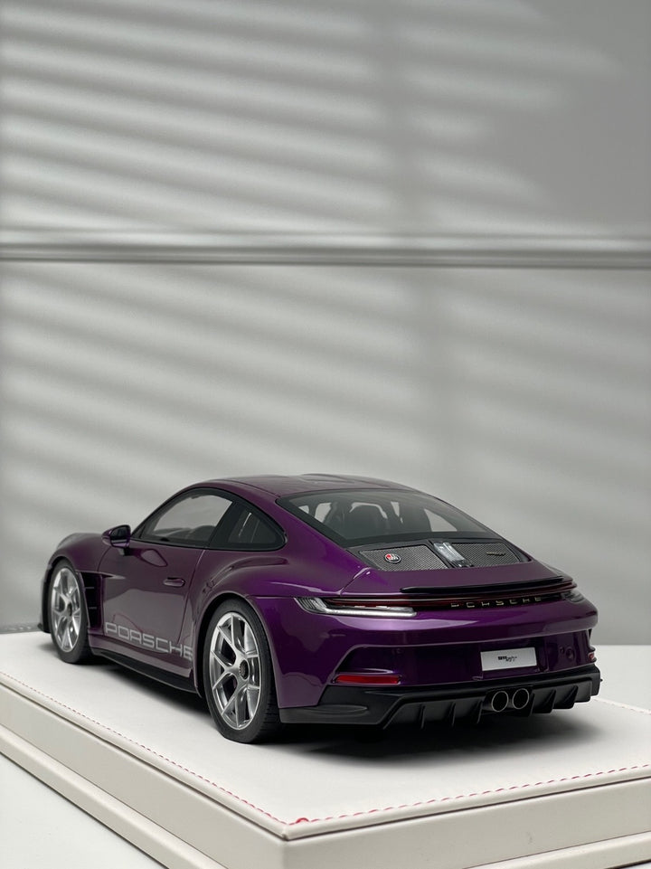 Porsche 911 S/T (Purple/ Silver Rims) [Ivy Merit Model] 1/18 scale