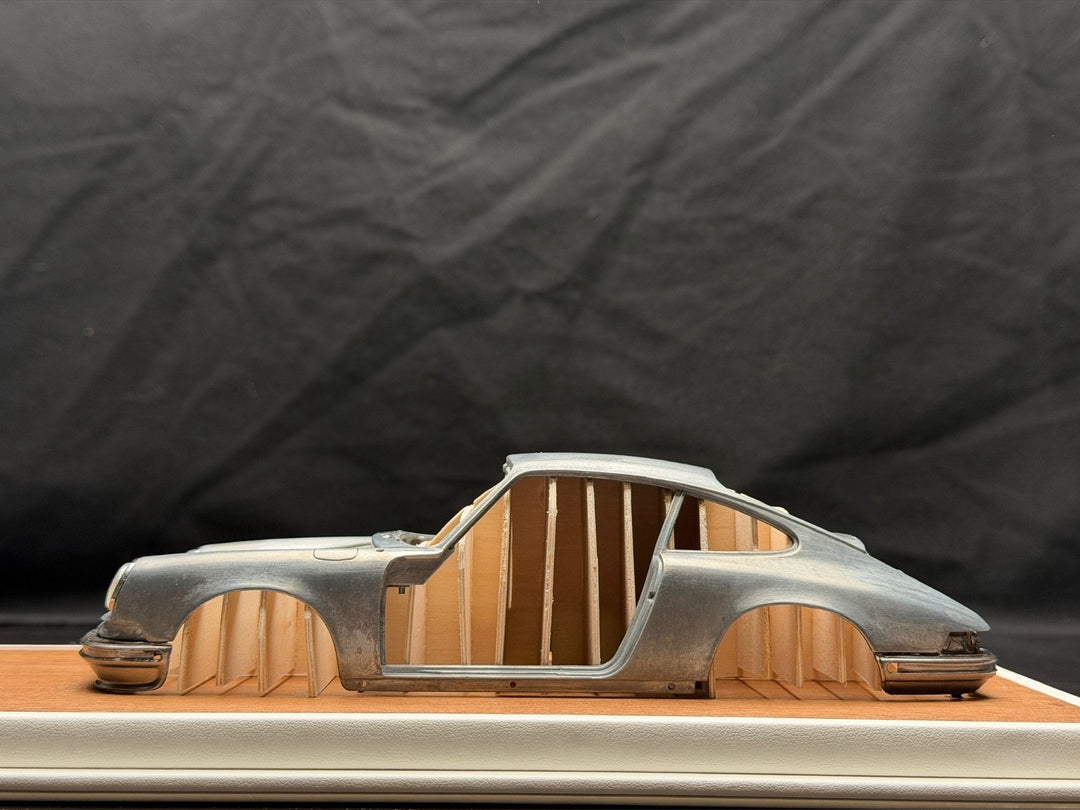 Deconstructed Porsche 911 Body [Handmade] 1:18 scale