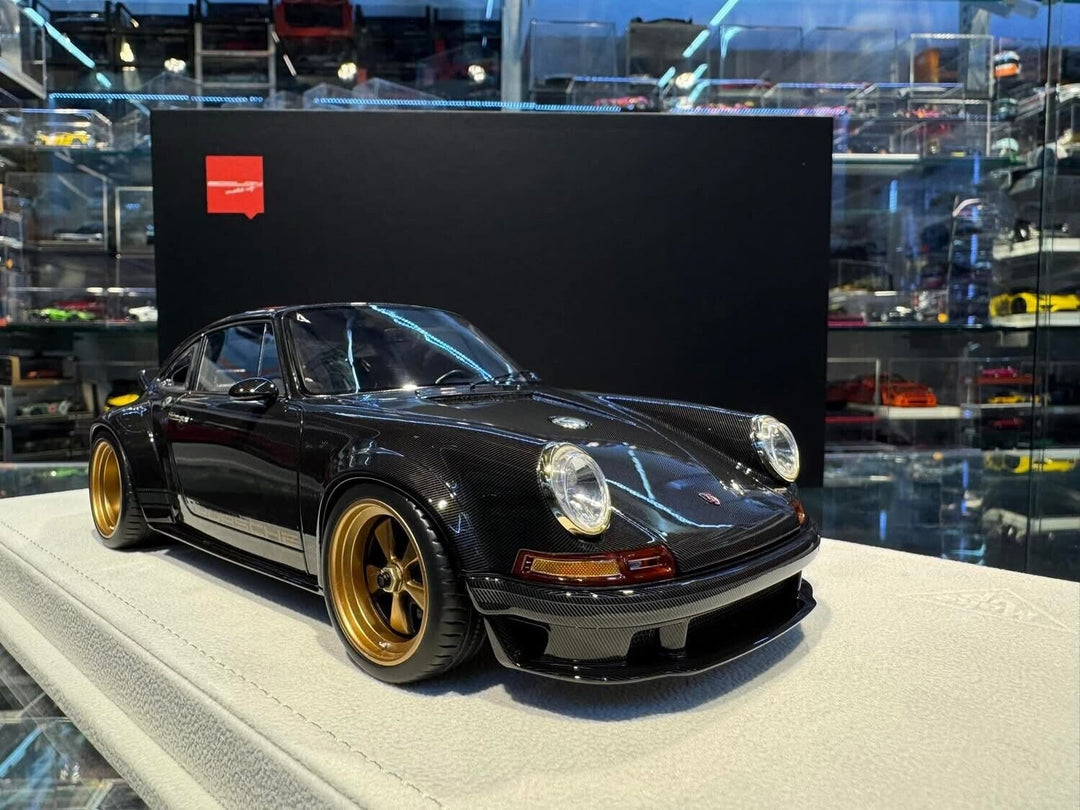 Porsche 911 Singer DLS (Gloss Full Carbon Fiber) [Make up Eidolon] 1/18 scale