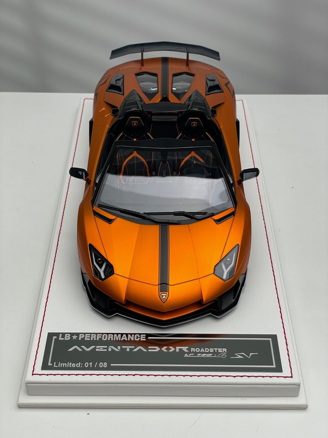 Lamborghini Aventador SV Roadster LBWK (Orange) [Davis & Giovanni] 1/18 scale