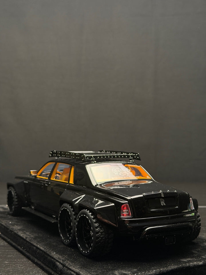 Rolls-Royce Phantom 6x6 Danton Arts Kustoms (Gloss Black) [XEROX] 1/18 scale